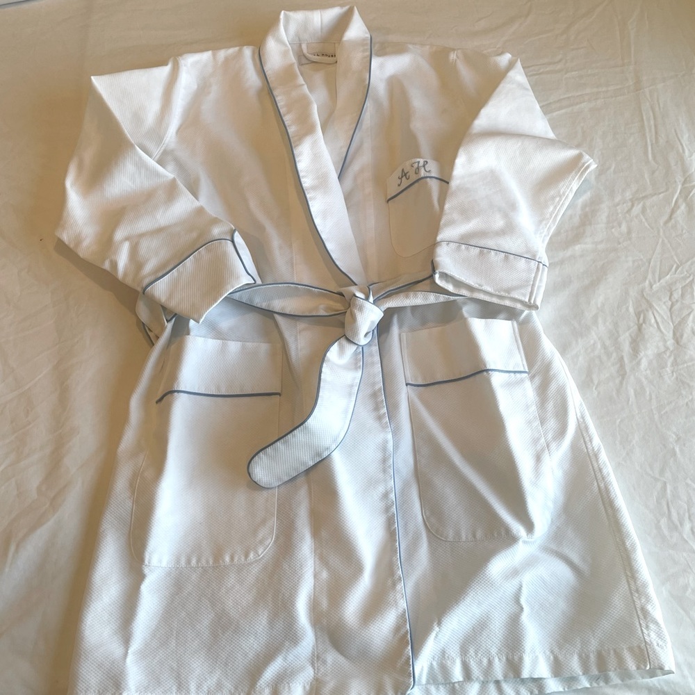 NWOT Hill House Home White Robe Blue Piping 100% Cotton Women's Medium